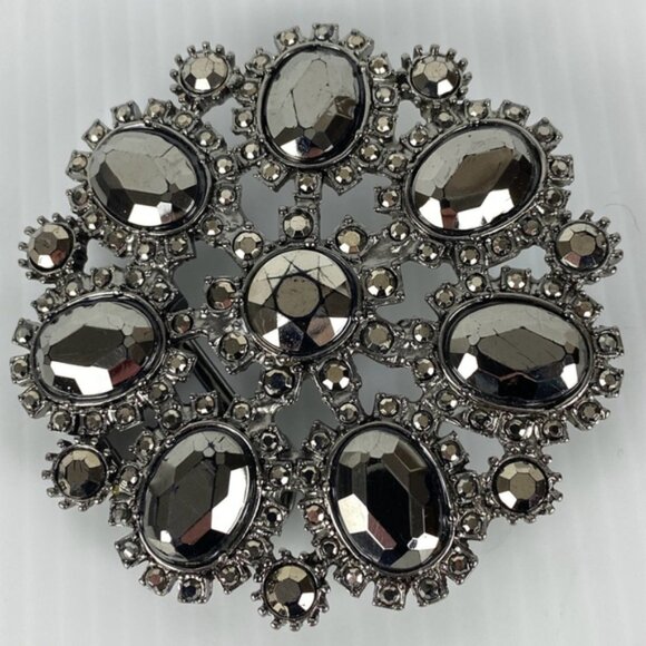 Chico's Belt Bucket Black Stones Sparkly Metal 3 Inches Diameter - Picture 1 of 7